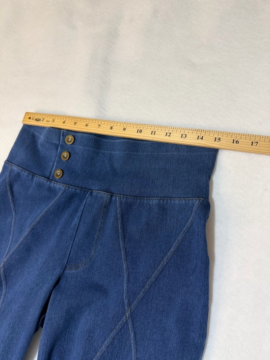 HalaraMagic Highwaisted Top Stitching
Washed Stretchy Flare Jeans SZ L - Picture 9 of 13